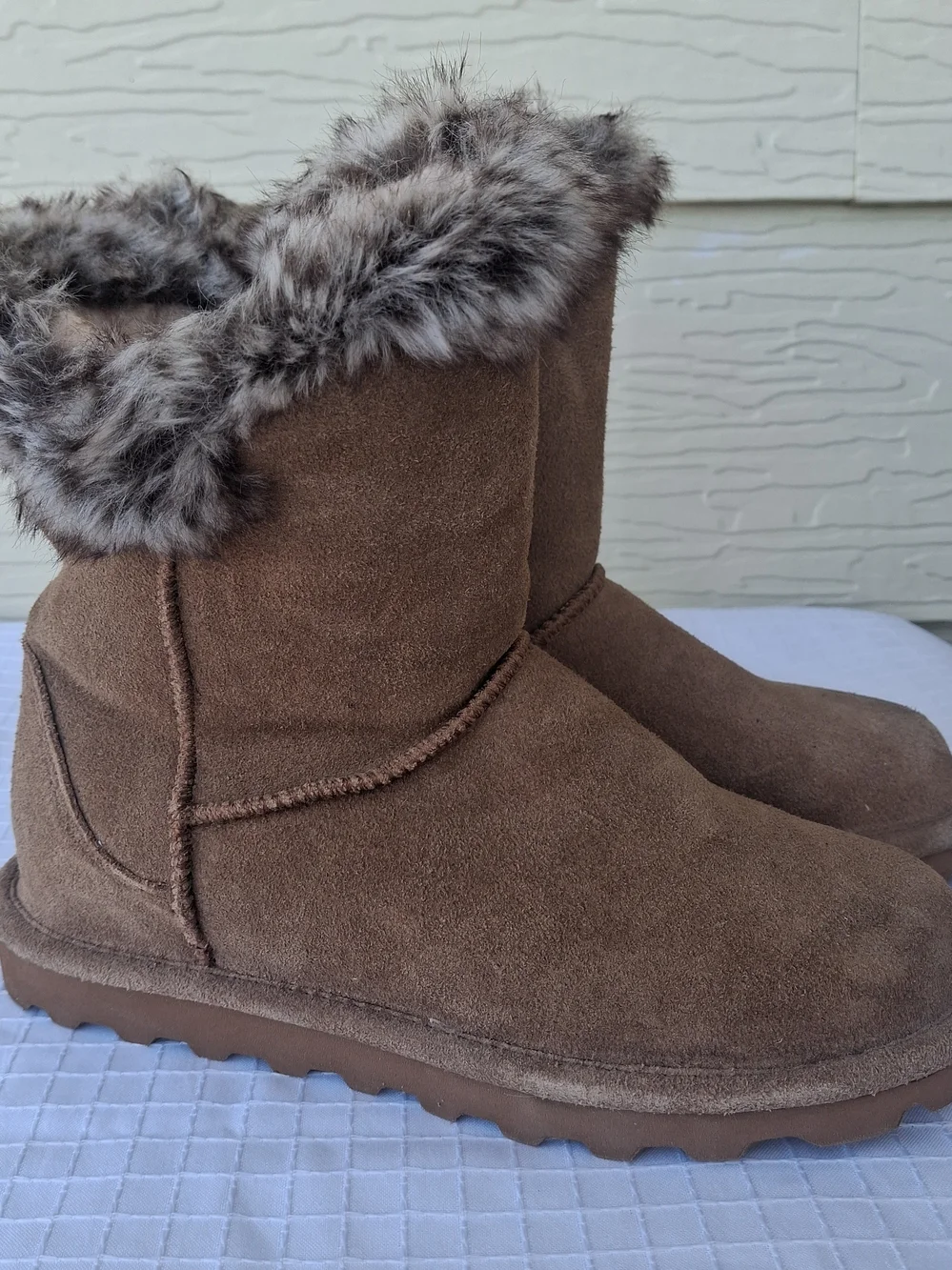 Bear Paw Women's Winter Boots, Iced Coffee, Size 7 Wool blend Lining